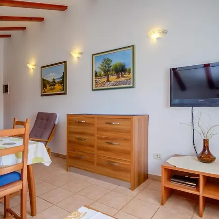 Apartment Frantin 2 *