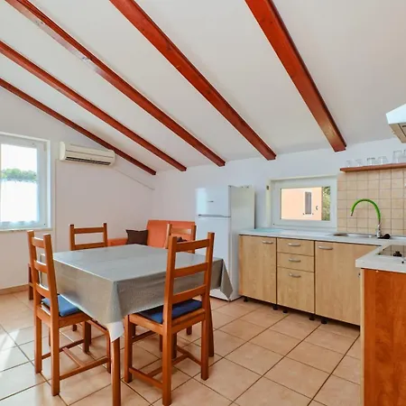 Frantin 2 Apartment Mali Losinj