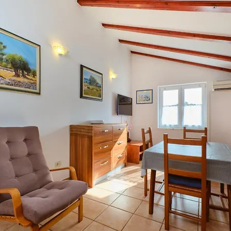 Frantin 2 Apartment *